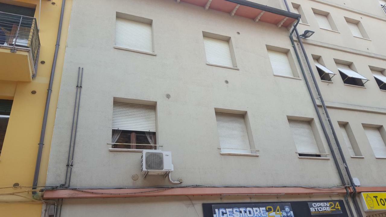 Apartmán Casa Cavour Pesaro Exteriér fotografie